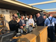 Mobile Bar Hire Services: Perfect for Weddings and Parties